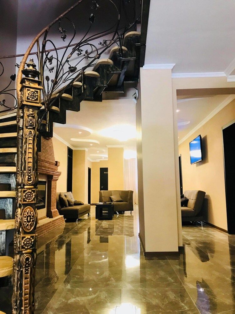 Royal Palace Hotel 2