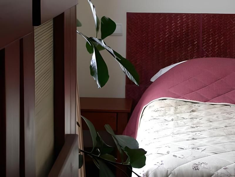 Logis Hotel les Sapins 2