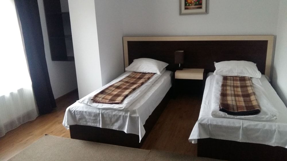 Hotel Intim 3