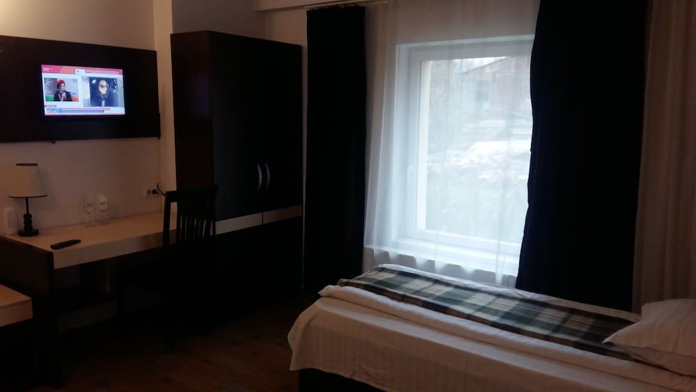 Hotel Intim 2
