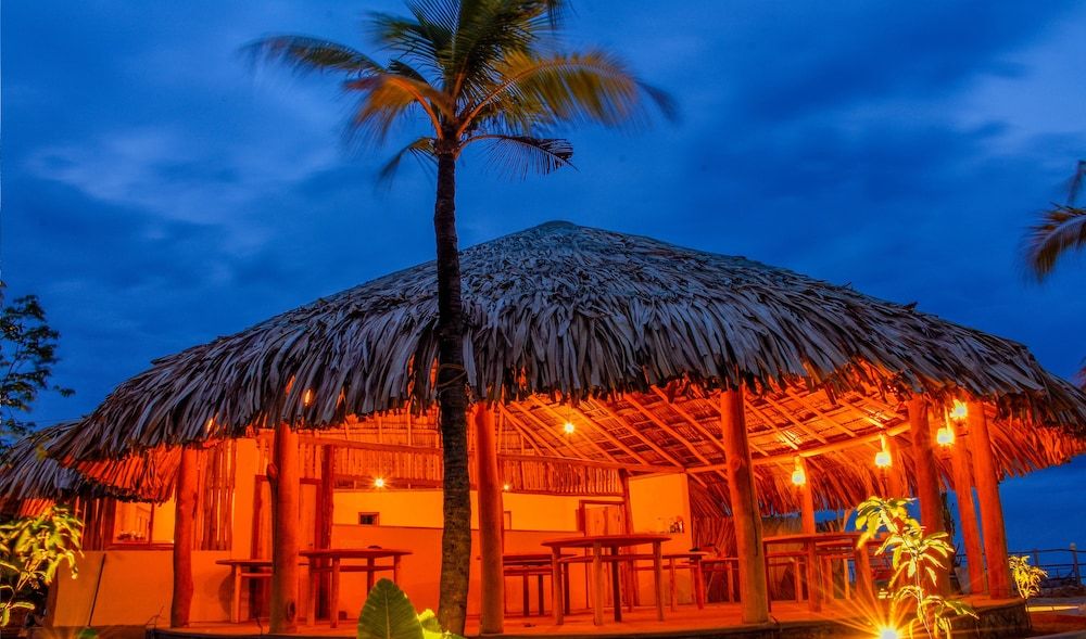 Royal Beach Arugambay 2