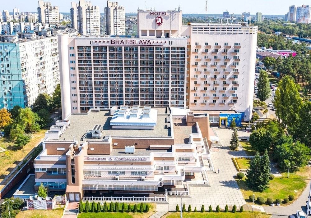 Hotel Bratislava 4 estrellas en Kiev