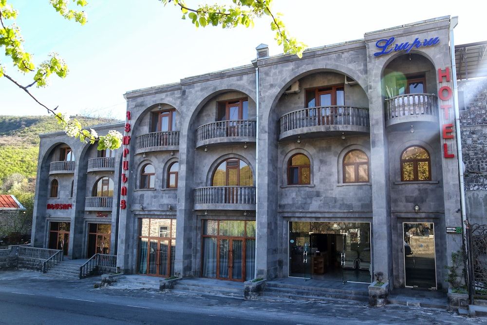 Lara Hotel -1 estrellas en Goris