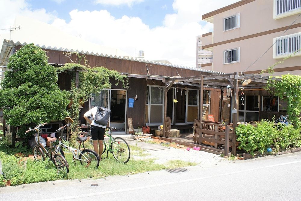 Guest House Agaihama -1 estrellas en Yonabaru