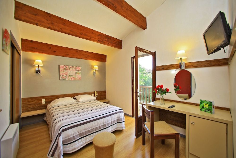 Le Clos Grand 2 estrellas en Pradines
