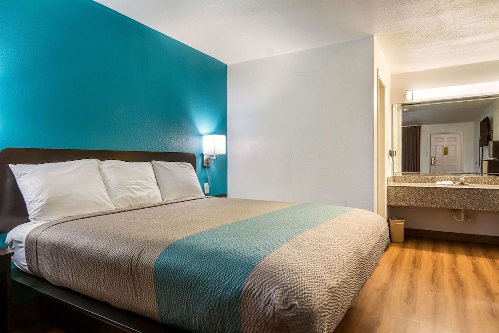 Motel 6 Freeport, TX 2 estrellas en Freeport
