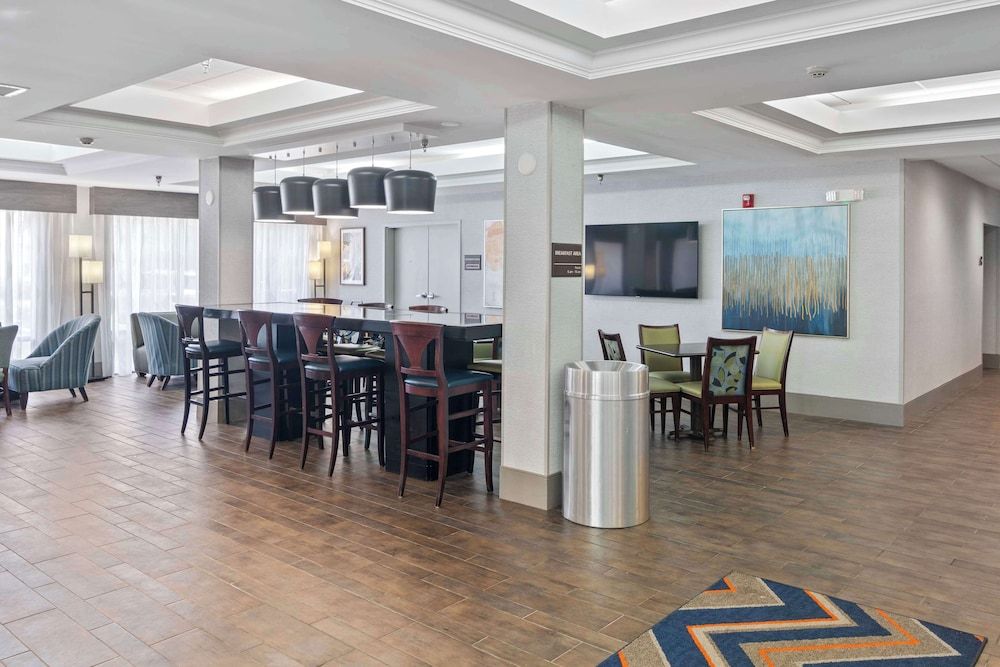 Hampton Inn Atlanta/Woodstock 2