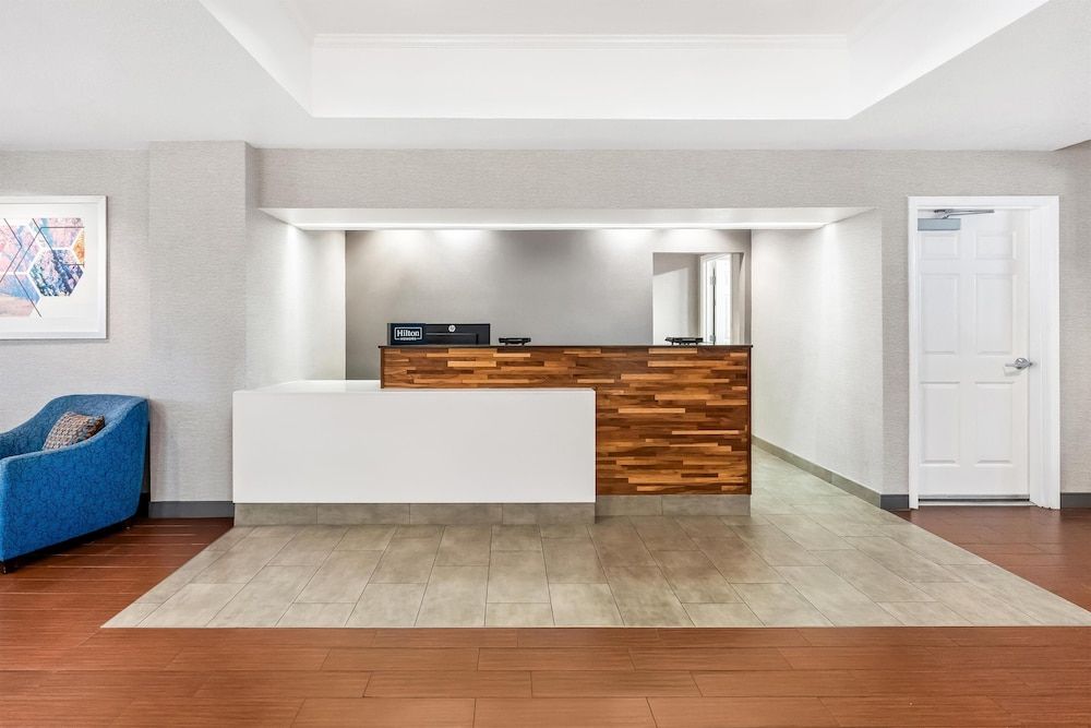 Hampton Inn & Suites Lathrop 3