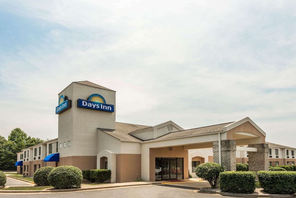 Days Inn by Wyndham Yadkinville 2 estrellas en Yadkinville