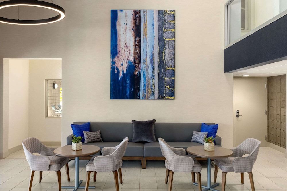Baymont by Wyndham Owatonna 3