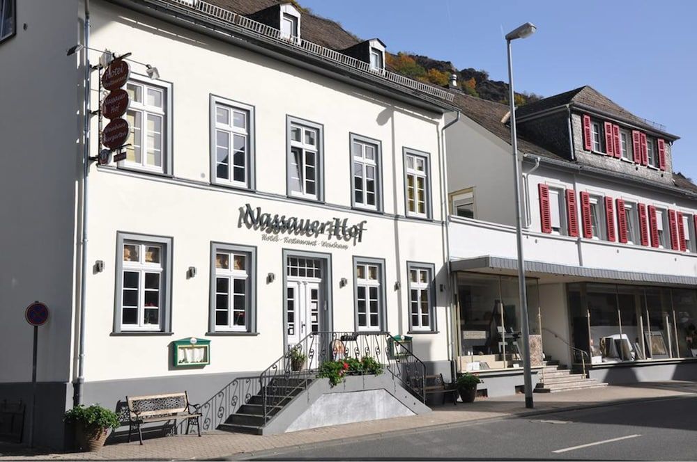 Nassauer Hof Hotel & Weinwirtschaft 2 estrellas en Sankt Goarshausen