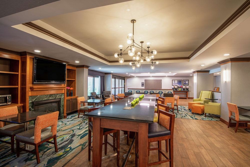 Hampton Inn Waldorf 3