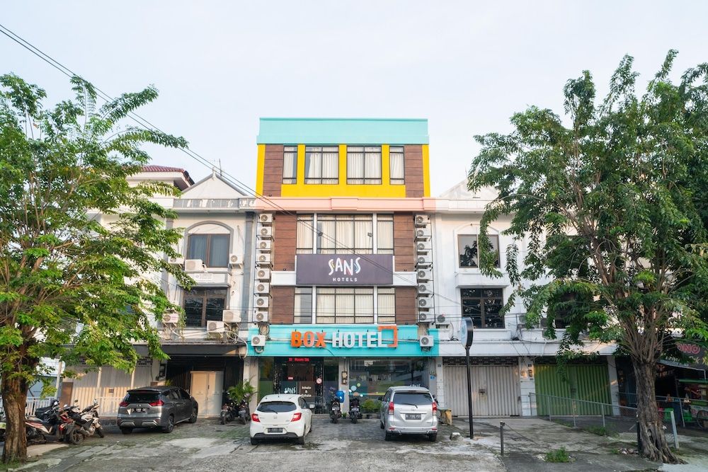 Sans Hotel Kupang Indah Surabaya 3 estrellas en Kupang