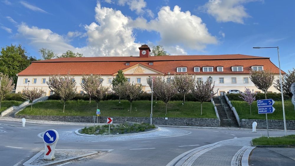 Hotel Týnec -1 estrellas en Týnec nad Sázavou