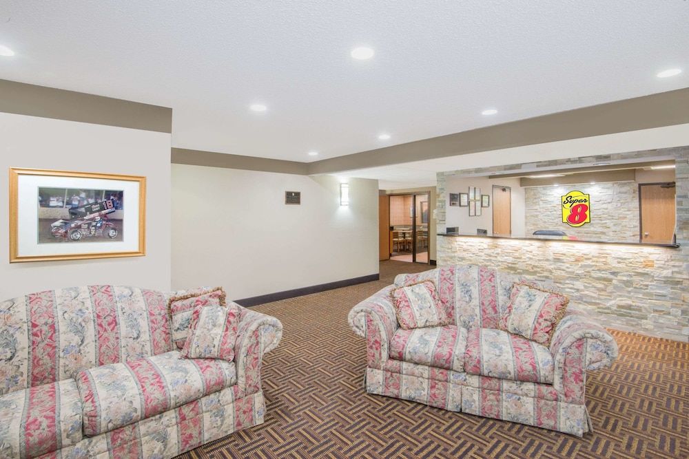 Super 8 by Wyndham Knoxville 2 estrellas en Knoxville