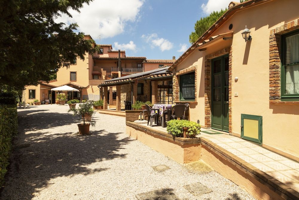 Il Belvedere Country Houses -1 estrelas em Massa Marittima