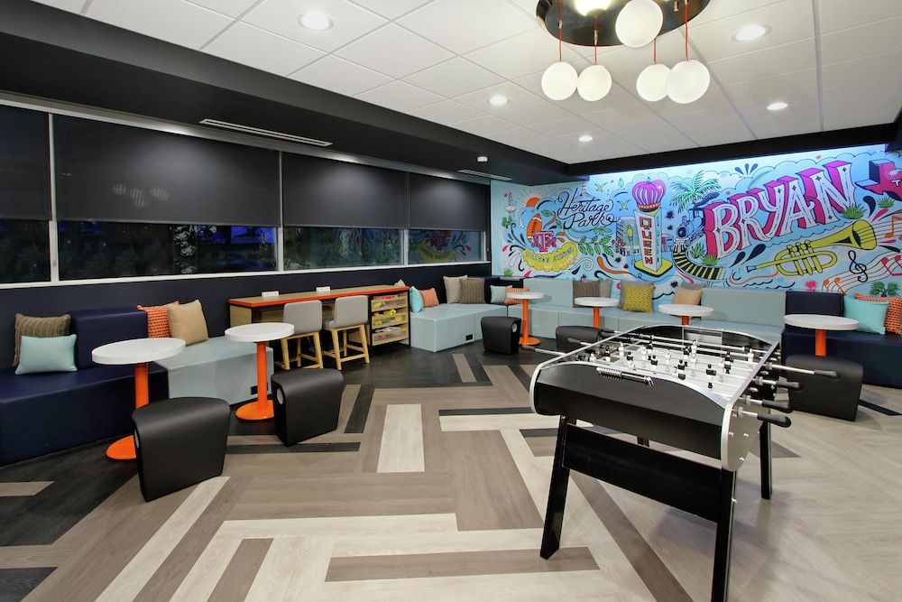 Tru by Hilton Bryan College Station 2