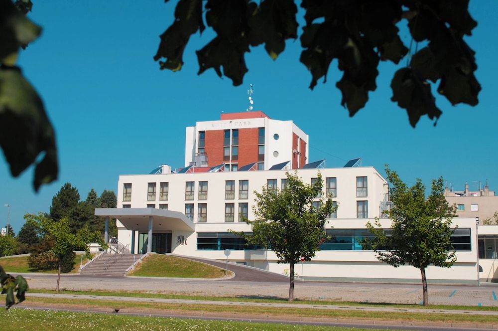 Hotel Park Superior 3 estrellas en Čakovec
