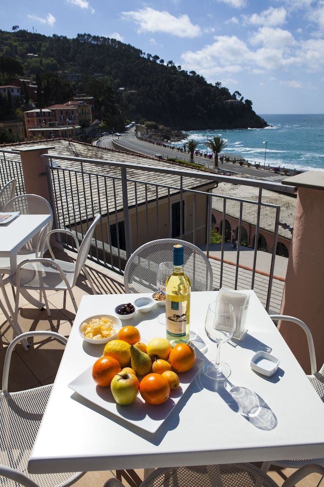 Hotel delle Rose 3 estrelas em Bonassola