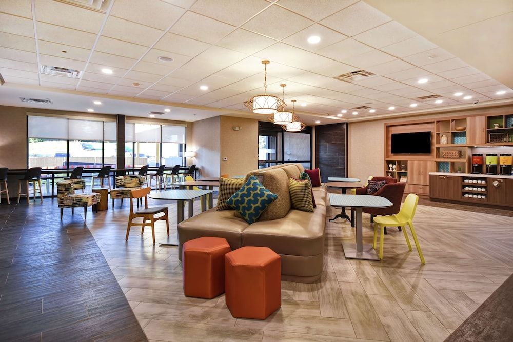 Home2 Suites by Hilton Lagrange 3