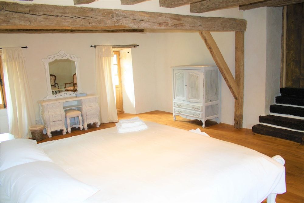Manoir de la Basse-Cour 2