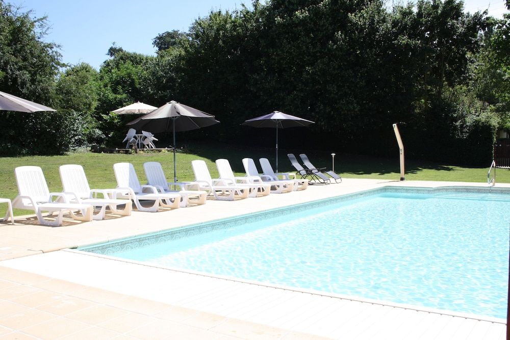 Manoir de la Basse-Cour -1 estrellas en Asnières-sur-Vègre