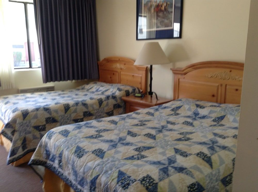 Independence Courthouse Motel 2