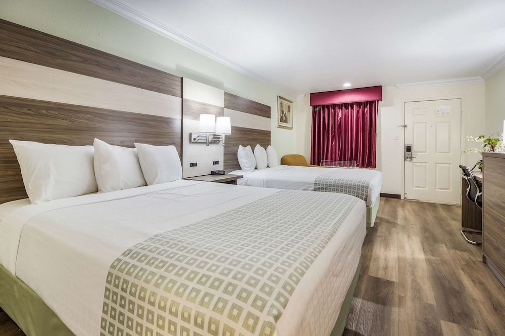 Americas Best Value Inn Columbus, TX 2 estrellas en Columbus