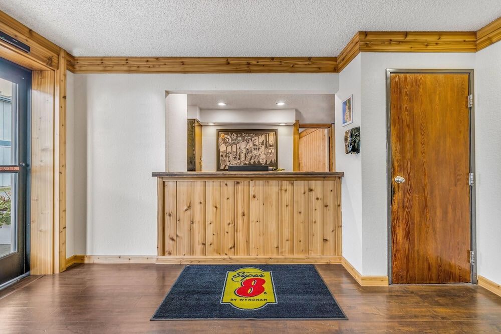 Super 8 by Wyndham Arcata 2
