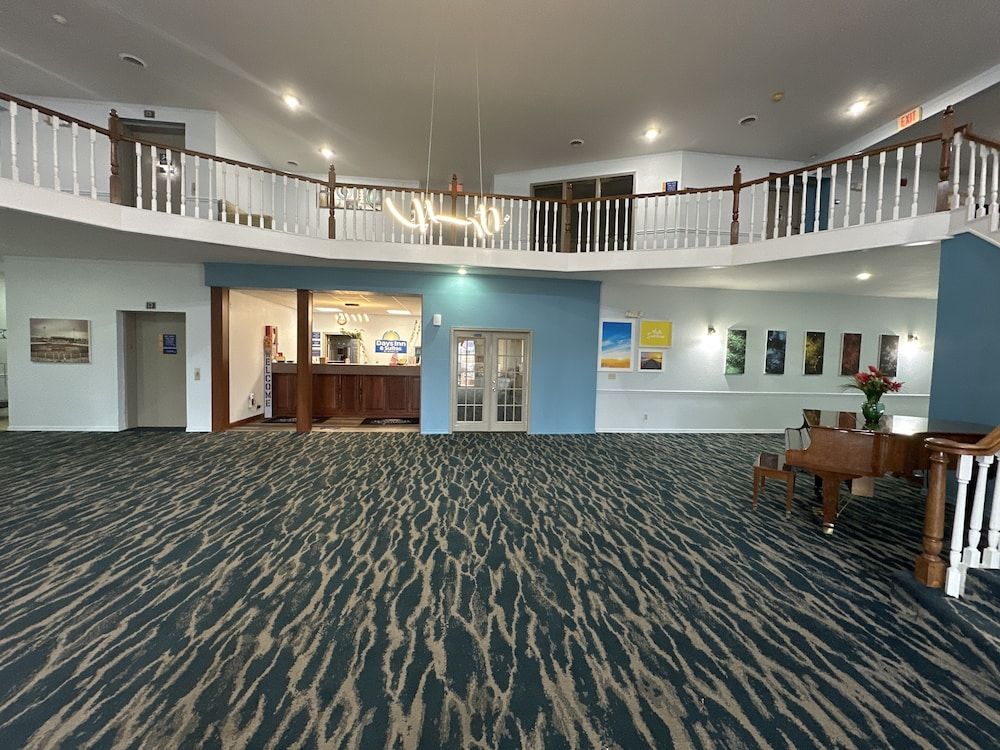Days Inn and Suites by Wyndham Sikeston 3