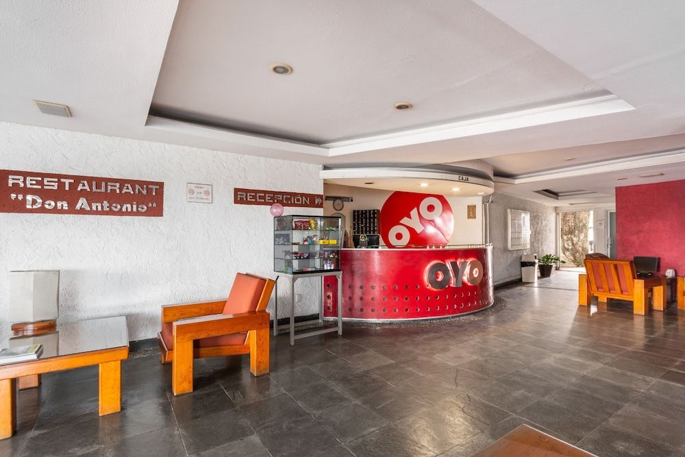 OYO Hotel Casa Blanca 2