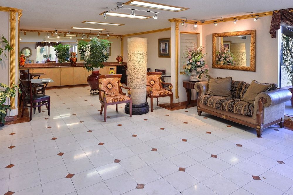 Americas Best Value Inn & Suites Fontana 2