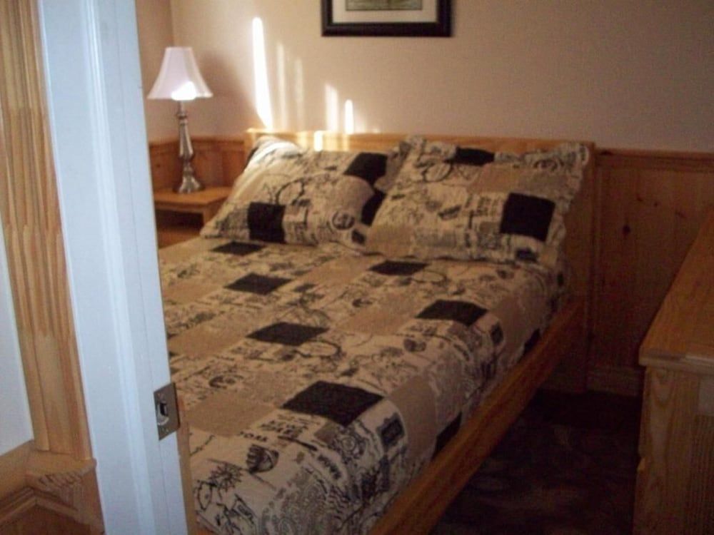 Lakewoods Cottage Resort 2 estrellas en Oxtongue Lake