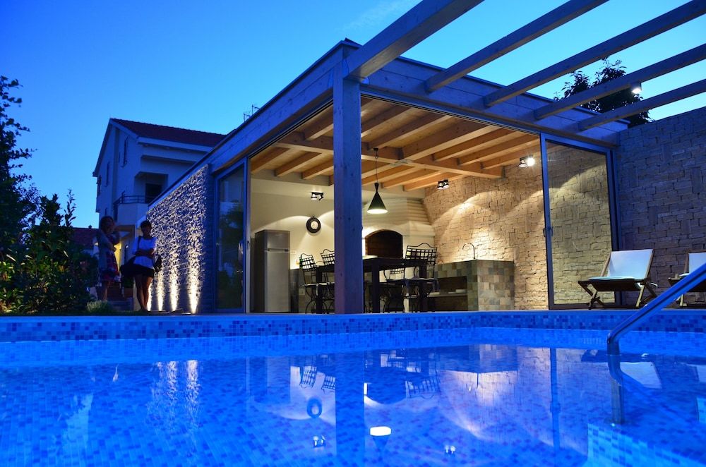 Villa Mirakul 4 estrelas em Sukošan