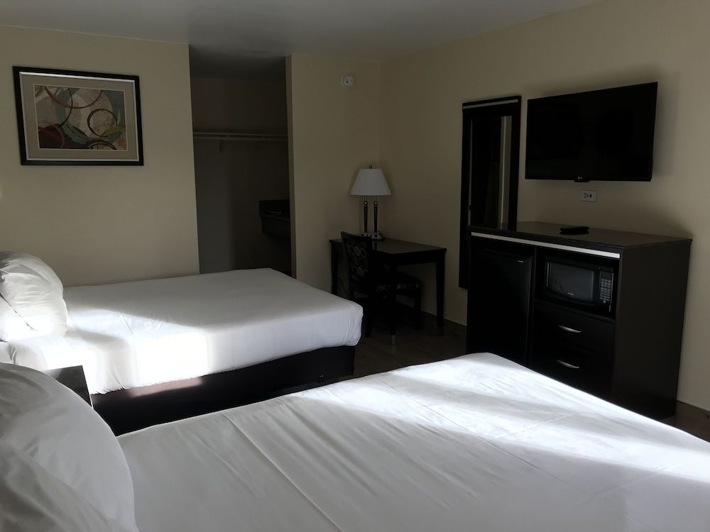 Colton Inn 3