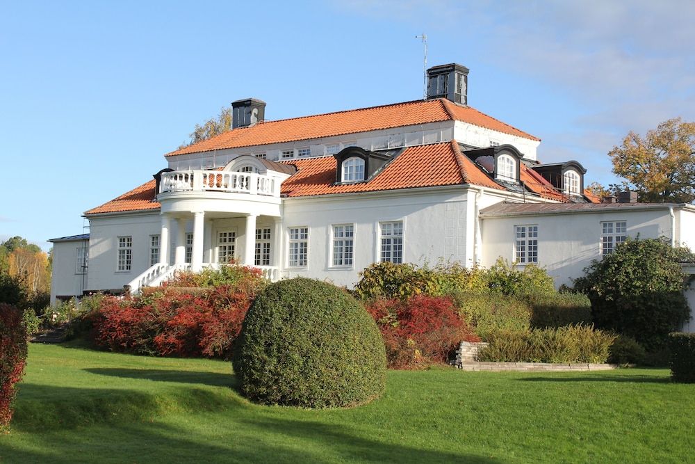 Liljeholmen Herrgård -1 estrellas en Rimforsa