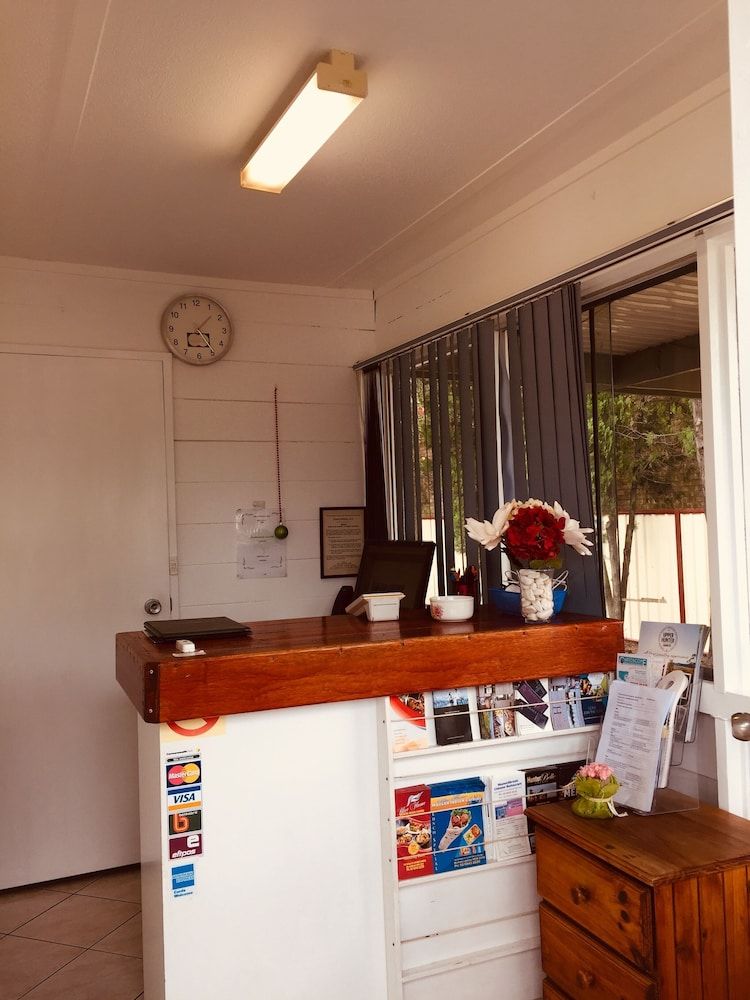 Red Cedar Motel 2