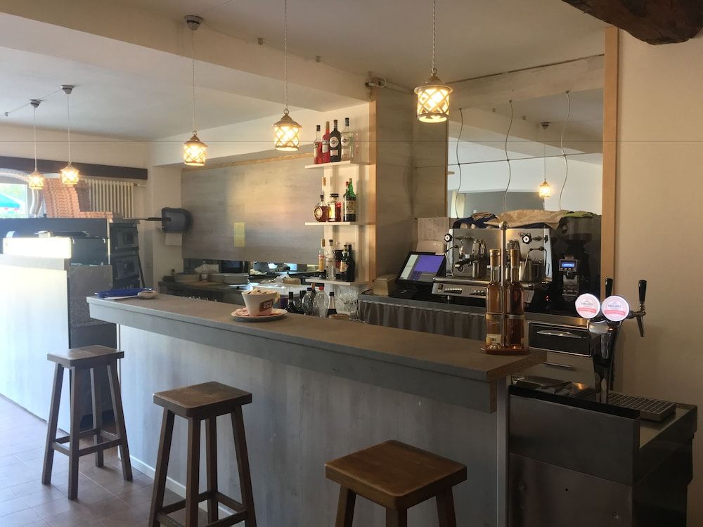 Albergo Ristorante Belcantone -1 estrellas en Novaggio