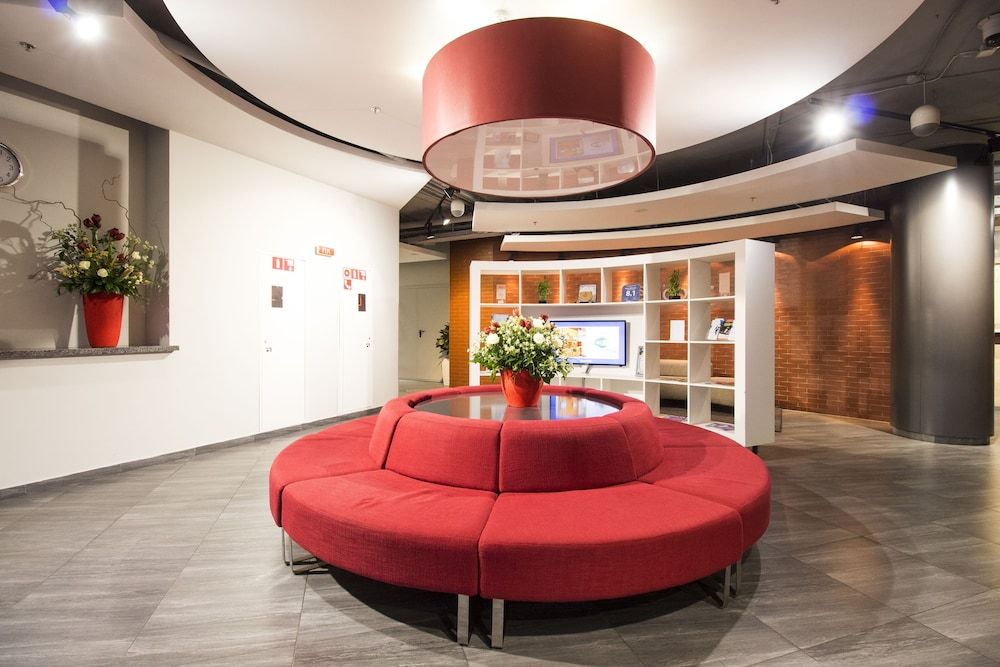 Ramada Encore by Wyndham Kyiv 2