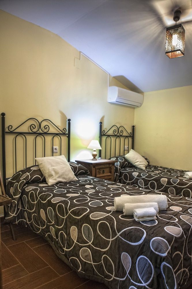 Apartamentos Rurales La Casa de Luis 2