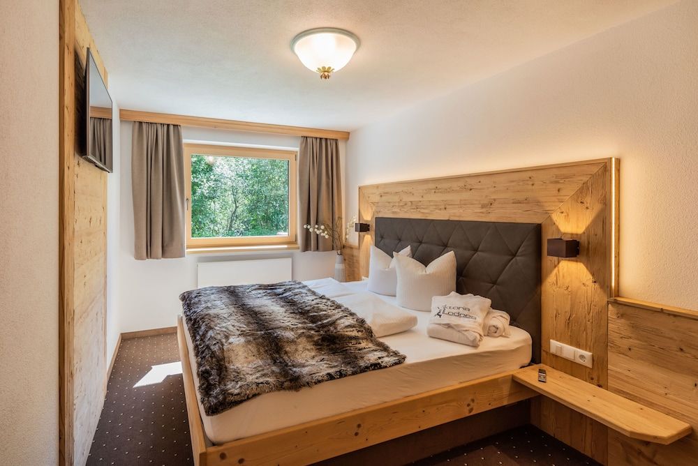 Viktoria Lodges 2