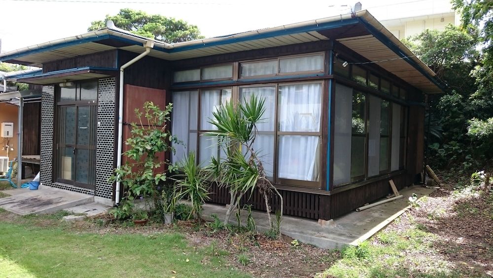 Tebiro BeachBackpackers -1 estrellas en Akaogi