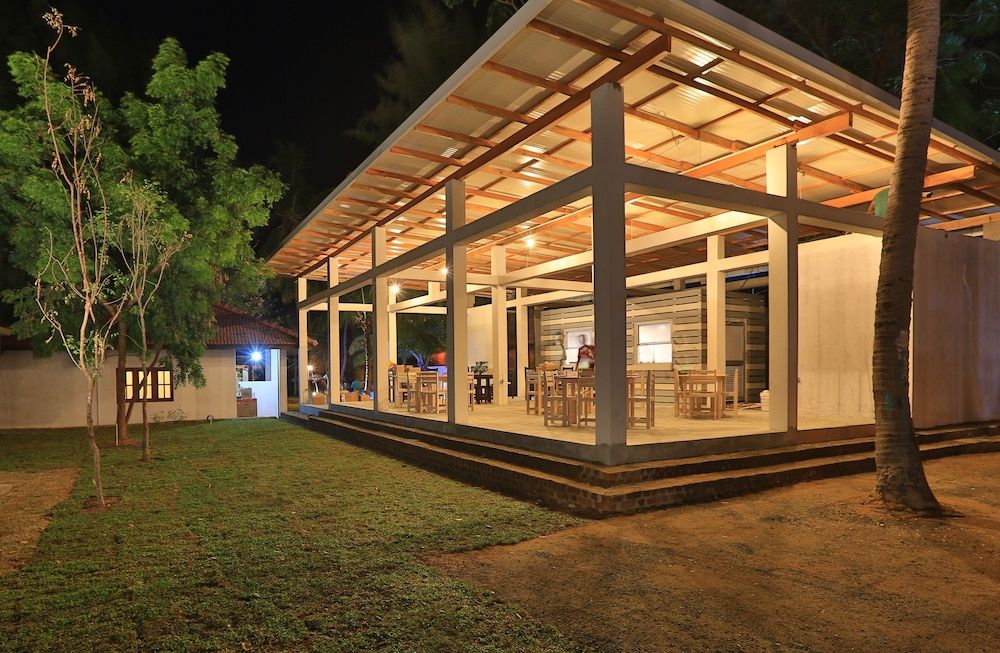 Arugambay PodBay 2