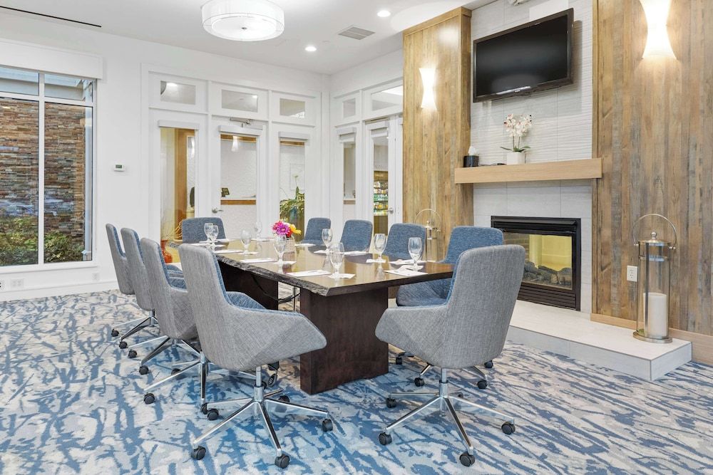 Hilton Garden Inn Auburn 3