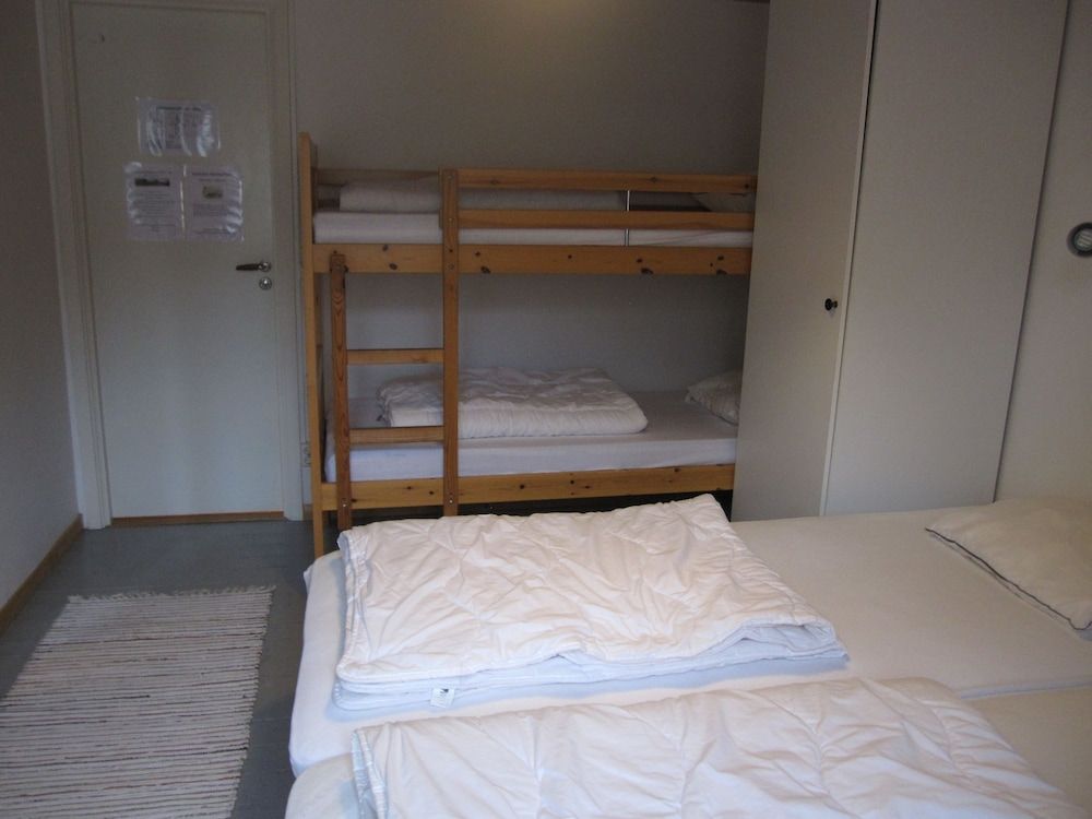 Kustnära Vandrarhem - Hostel 3