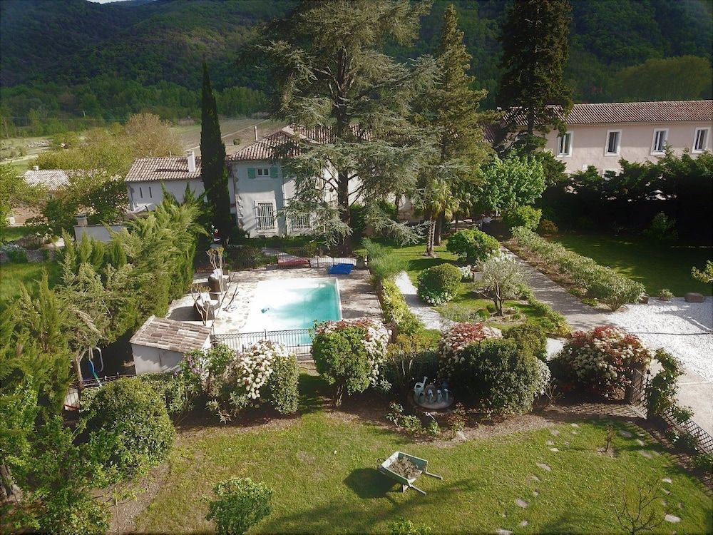 Maison Bersane -1 estrellas en Le Poujol-sur-Orb