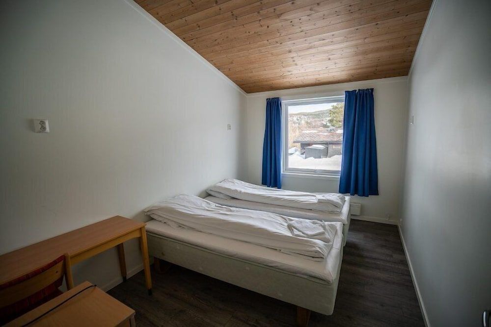 Dombåstun 3