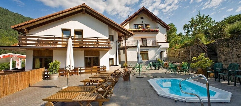 Hostal Salazar -1 estrellas en Oronz