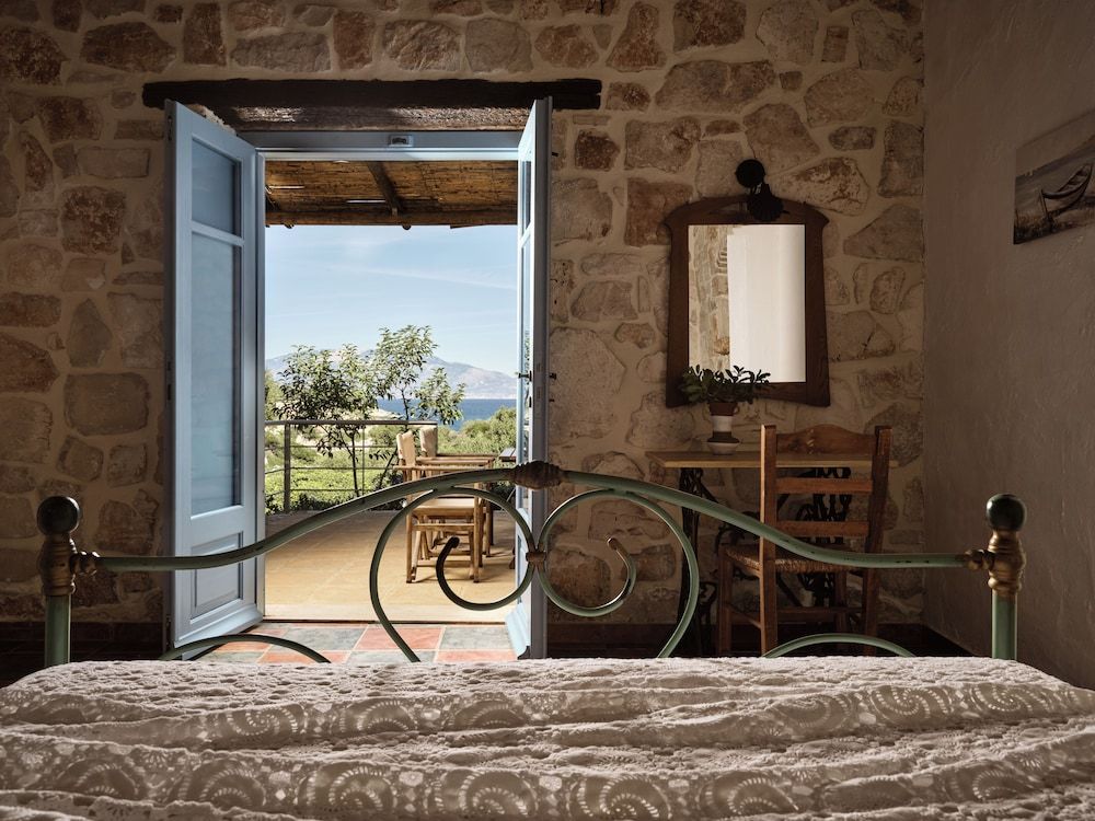 Strofilia Stone Residences 2