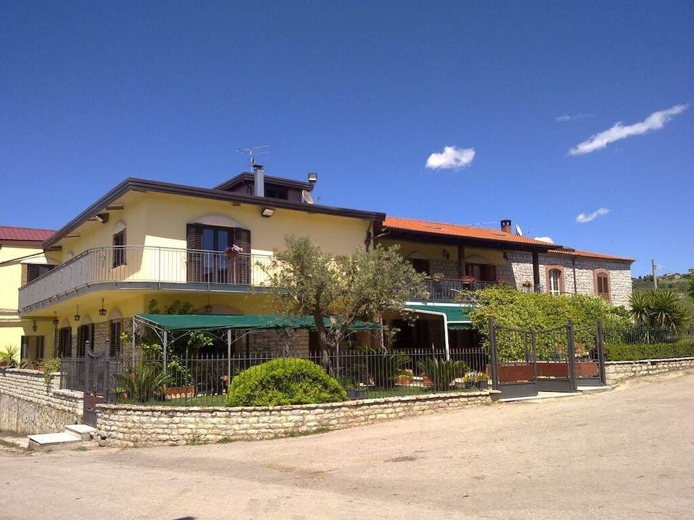 Masseria Frangiosa -1 estrellas en Torrecuso